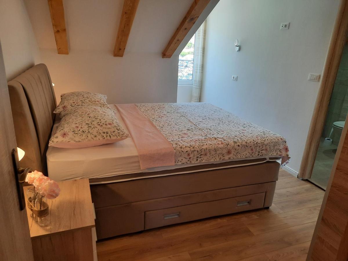 Apartmani Marta Marina Dış mekan fotoğraf