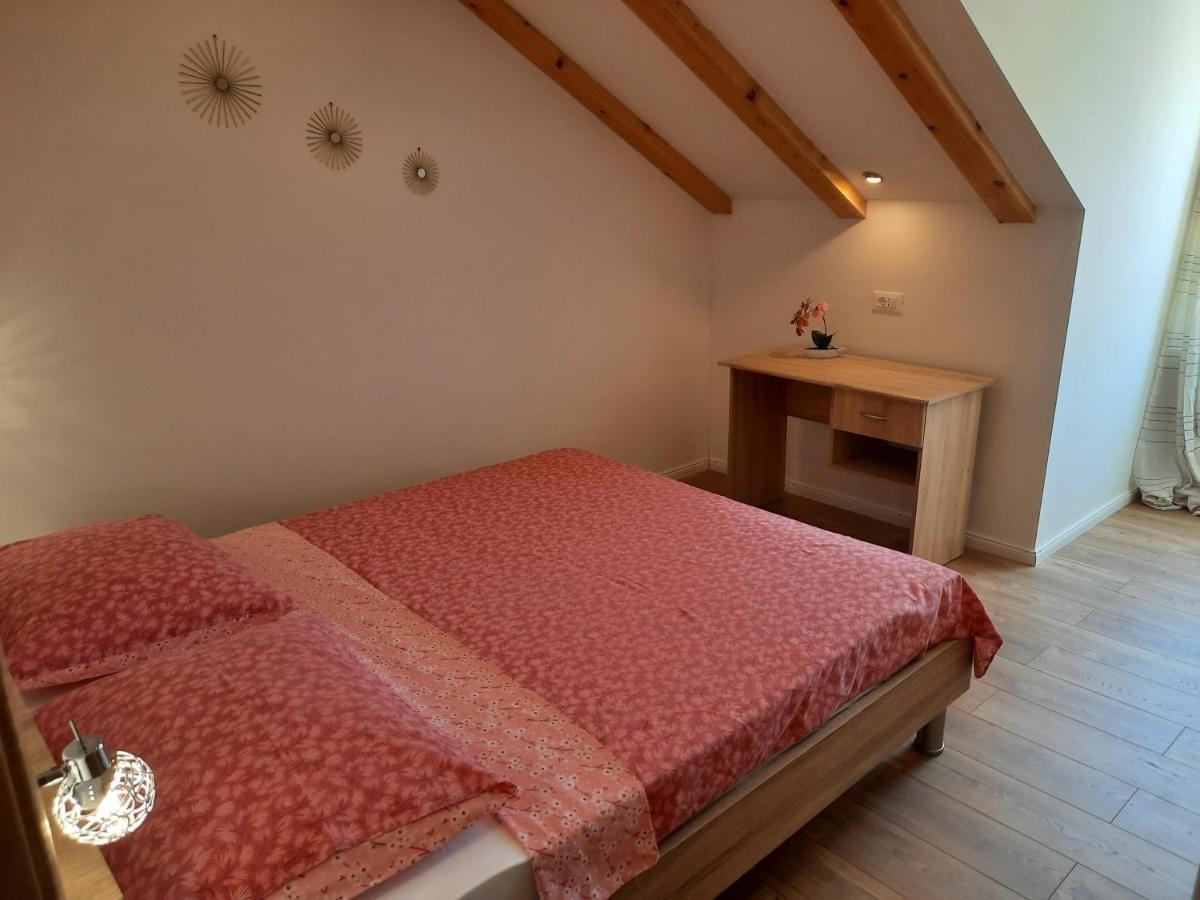 Apartmani Marta Marina Dış mekan fotoğraf