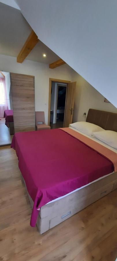 Apartmani Marta Marina Dış mekan fotoğraf