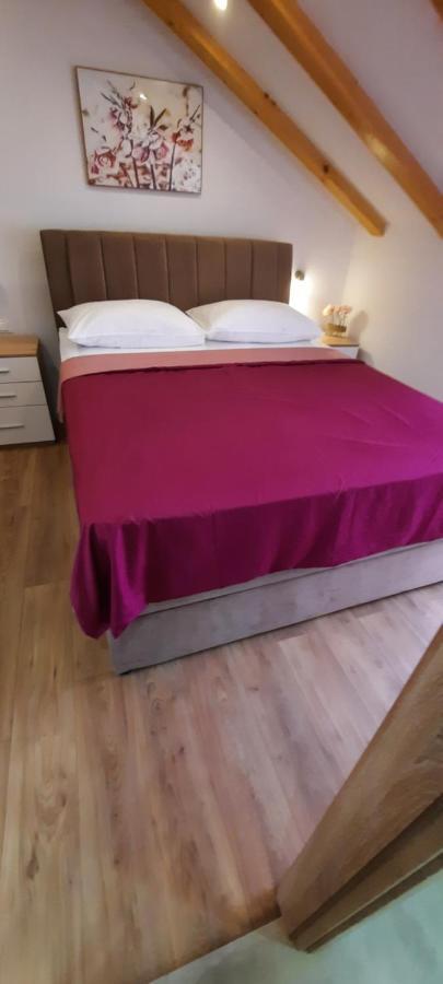 Apartmani Marta Marina Dış mekan fotoğraf